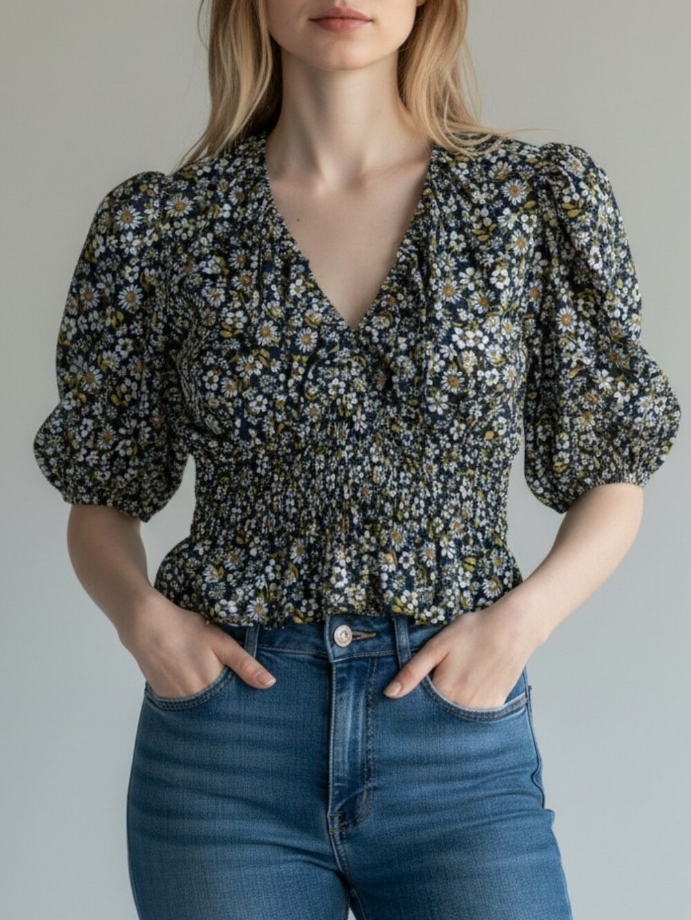 Old Navy Navy Floral Puff-Sleeve Peplum Blouse Womens L Blue Cottagecore Artsy